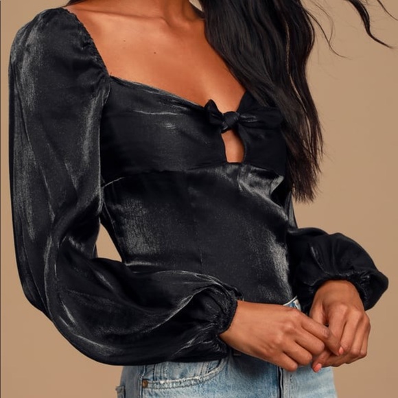 Lulus Tops - Lulus Black Puff Sleeve Top🖤💄